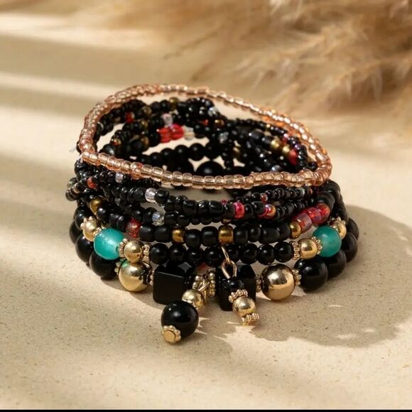 charm bracelet black red beaded Bohemian accessory - Picture 1 of 3